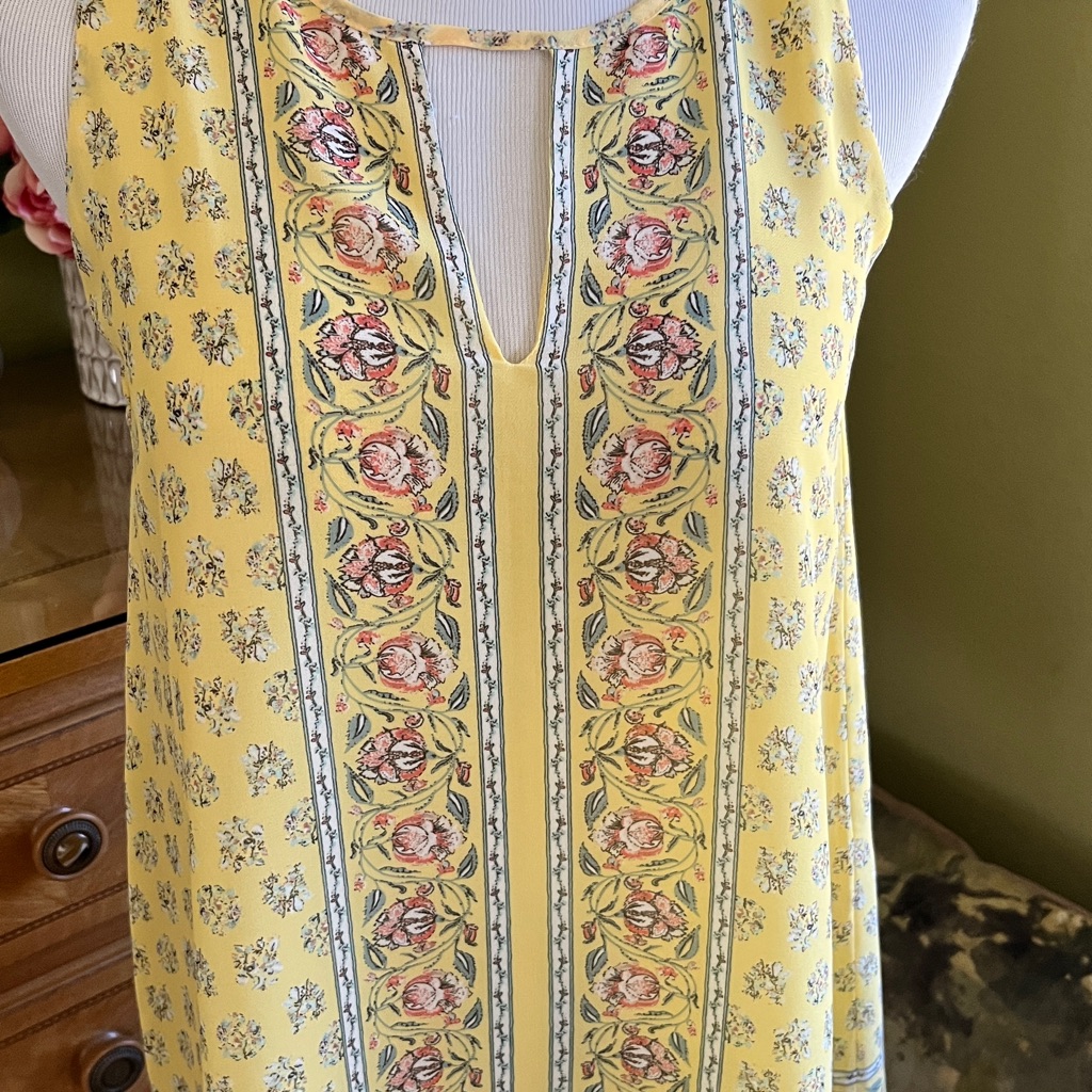 Max Studio Yellow Floral Keyhole Tank Top